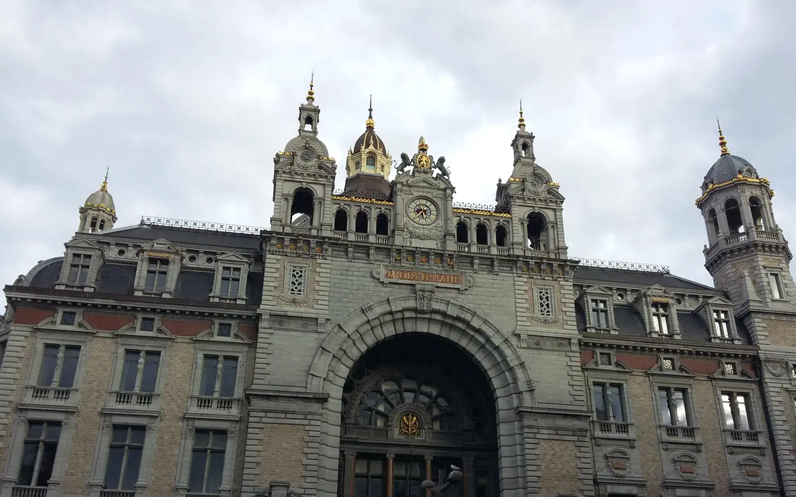 Central station, antwerp and building